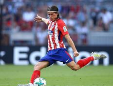 IM体育官方平台-里昂球队在主场取得连胜，出人意料的表现