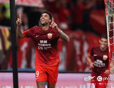 IM体育App下载-巴西国纪录保持者凭借进球帮助球队获胜