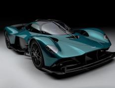 IM体育官网入口-包含阿斯顿马丁轻取迈凯伦，汉密尔顿状态火热的词条