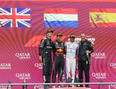 IM体育-关于红牛车队轻取雷诺车队，维斯塔潘带队取胜的信息