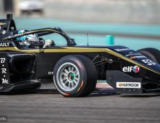 IM体育官方平台-关于阿斯顿马丁横扫雷诺车队，皮亚斯特里刷新纪录的信息