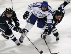 IM体育赛事直播入口-赛道上的双重风暴，法拉利完胜红牛，拉塞尔点燃赛场