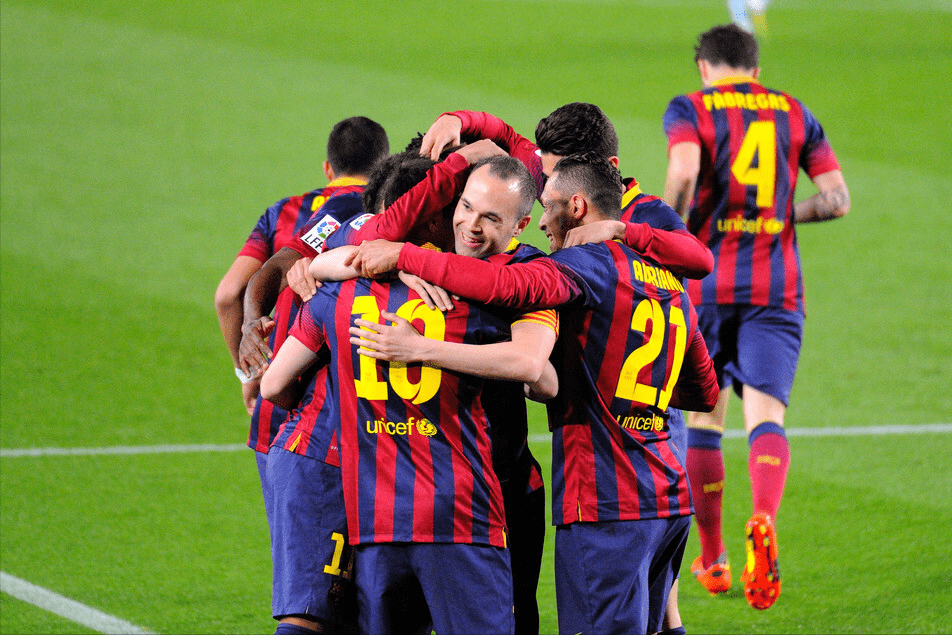 IM体育app-汉达诺维奇和梅西大赞塞尔塔球员:他是西甲最好射手之一