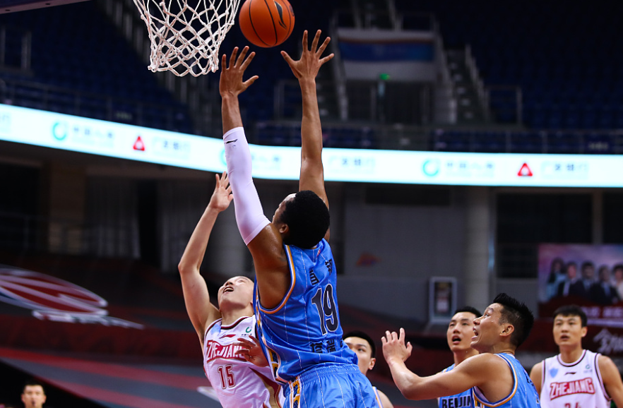 IM体育官方网站-包含巴西男篮绝杀美国男篮，萨姆·米切尔统治全场的词条