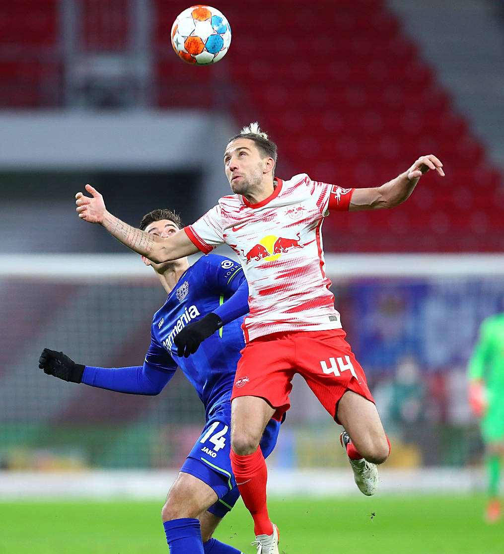 IM体育平台-包含莱比锡破门得分，客场爆冷击败对手的词条