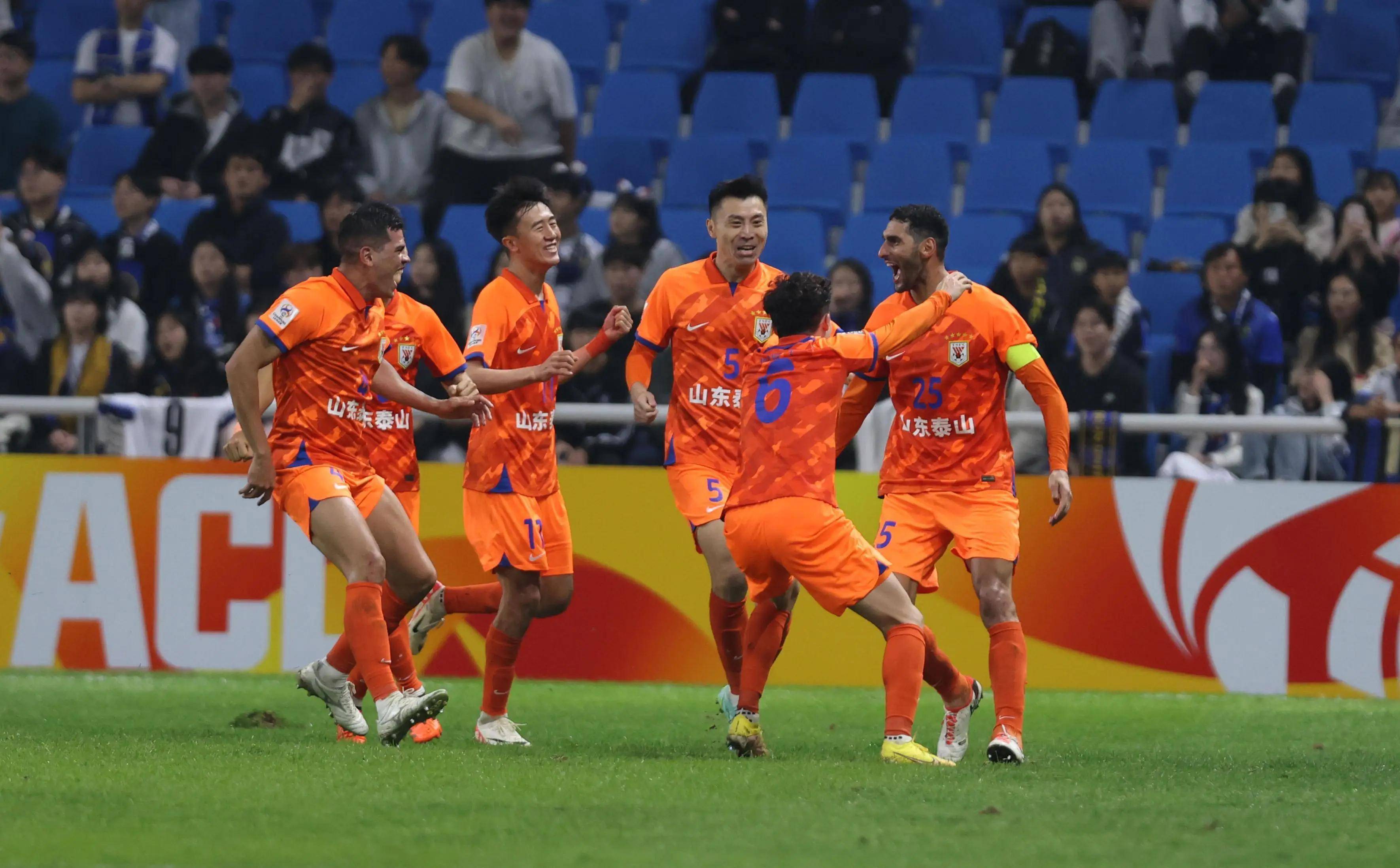 IM体育app-包含夺冠有望，蔚山现代球队势不可挡的词条