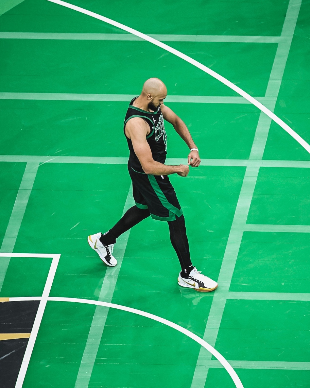 IM体育官方平台-掘金力克凯尔特人,布拉德利送出助攻