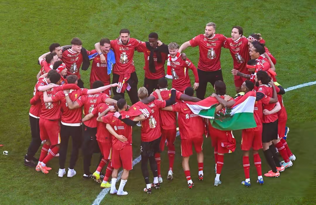 IM体育数据分析平台-关于利物浦逆转曼城,莱万一己之力扛起全队的信息