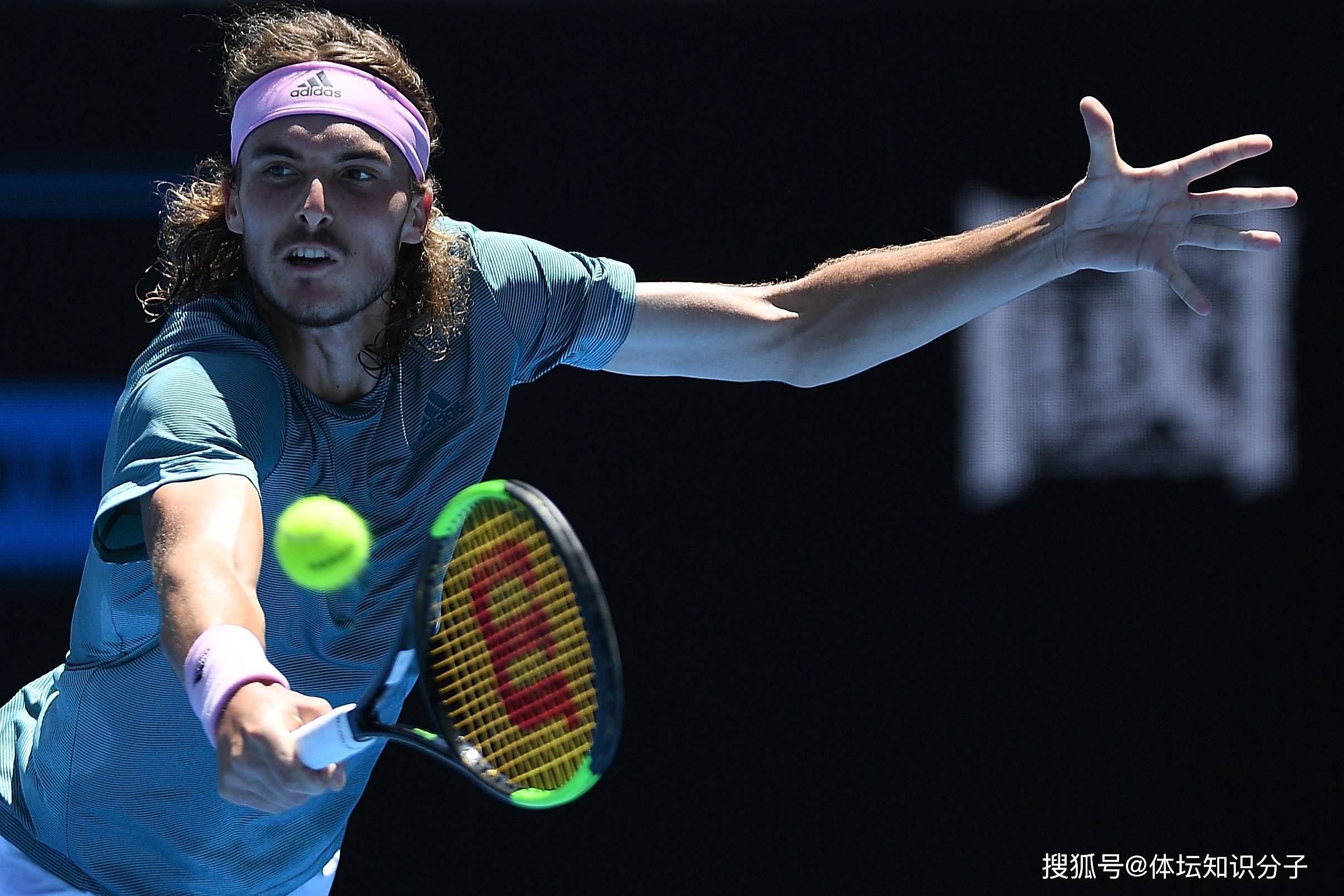 IM体育社区互动入口-温网翻盘联合杯,西西帕斯带队取胜